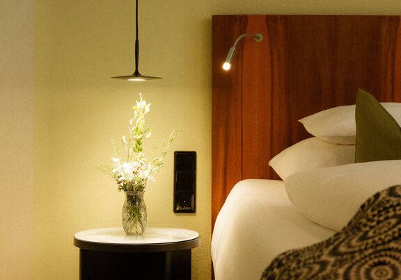 Zimmerdetail im Hotel Capricorno Wien