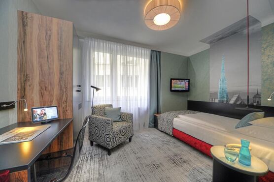 Modern single room at Hotel Capricorno